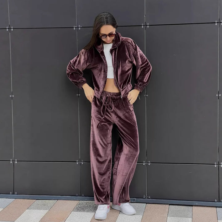 Kvinders velour tracksuit med høj talje og cropped jakke Skovae
