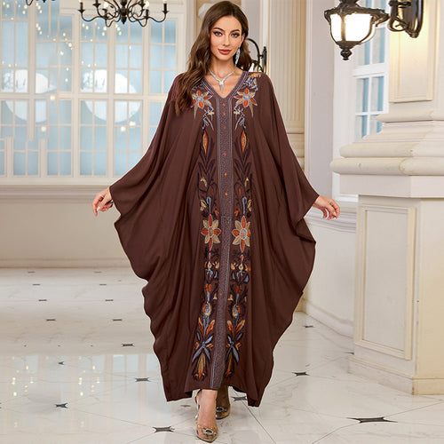 Dame Kaftan med kunstnerisk broderi og vide ærmer Stilla