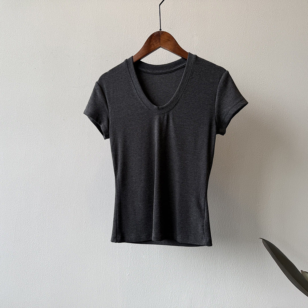 Dame Kortærmet T-shirt med dyb V-udskæring og let, åndbart stof Stilla