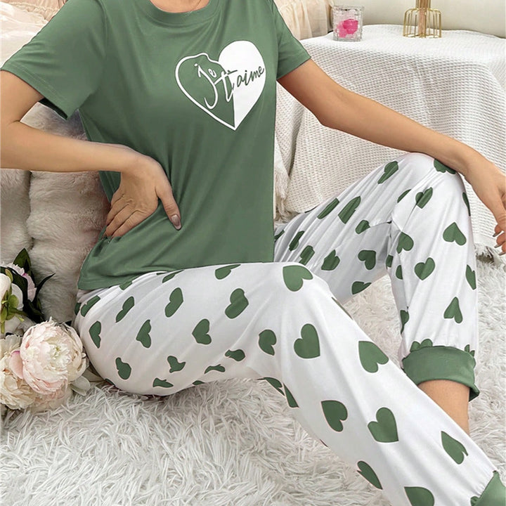 Dame pyjamasæt med hjerte motiv og komfortabel elastisk talje Stilla