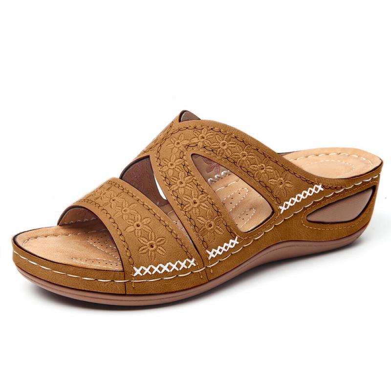 Dame Wedge-sandaler med floral broderi og anatomisk fodbede Stilla