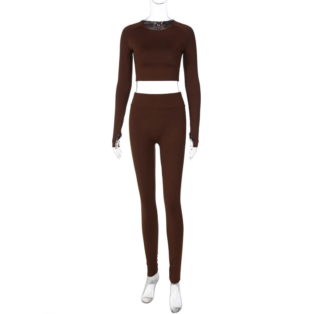 Dame Sporty sæt bestående af langærmet top og leggings med høj talje og figursyet pasform Stilla
