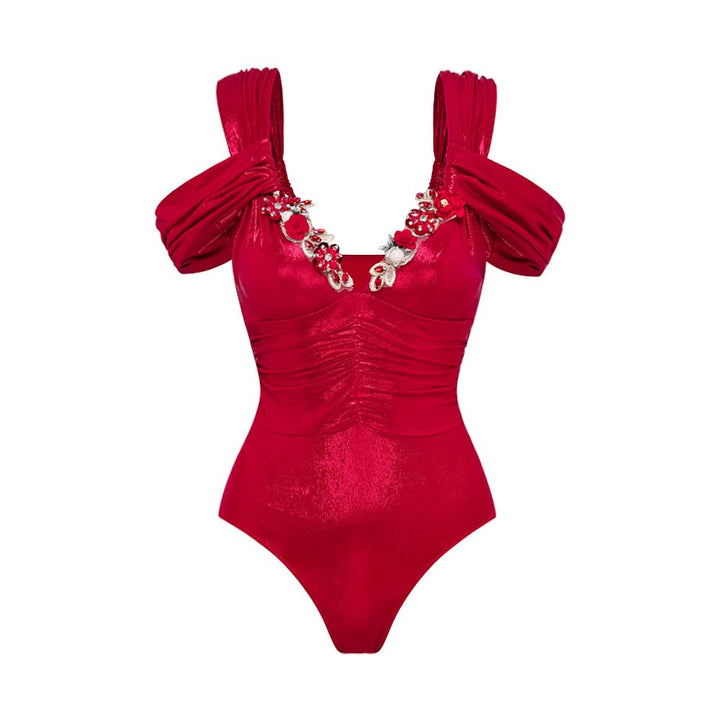 Dame badedragt med off-shoulder design og elegant nederdel Skovae