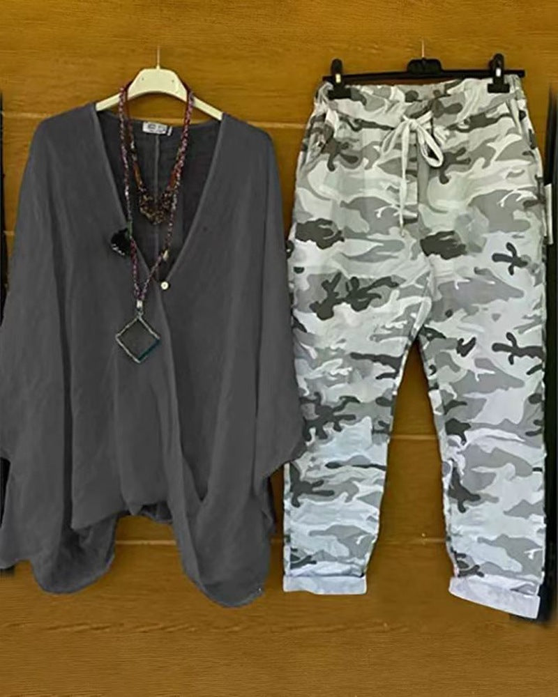 Dame nan to-delt outfit af flydende kimono-top og camouflage-joggingbukser Skovae