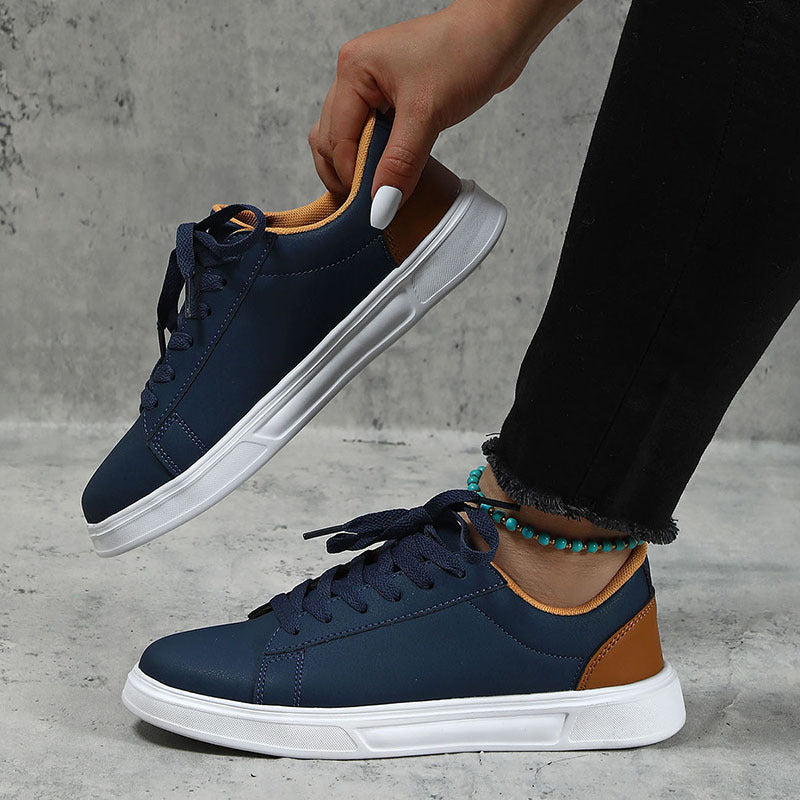 Dame Sneakers med glitrende accent Stilla