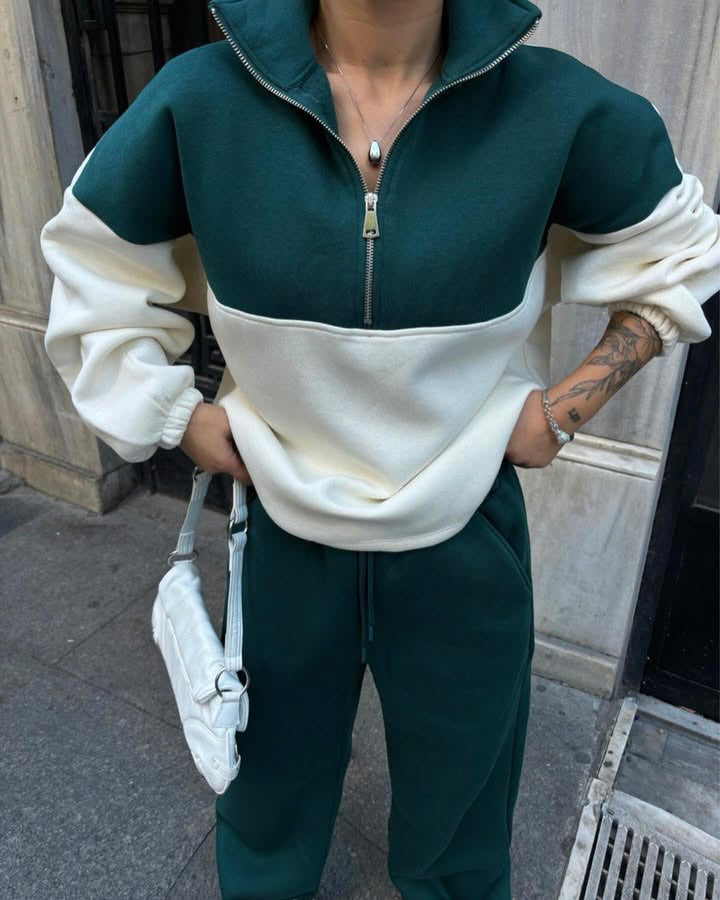 Kvinders fleece sweatshirt med høj krave og praktiske sidelommer Skovae