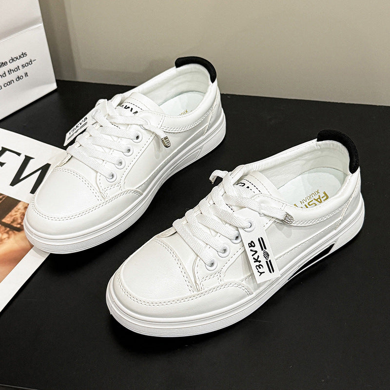 Dame Sneakers i minimalistisk design med åndbar overfladestruktur og skridsikker sål Stilla