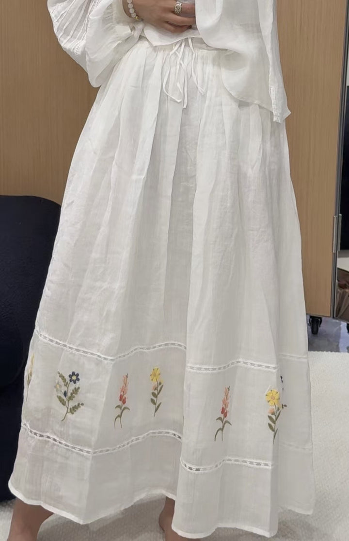 Femme Elegante Bestickede Maxi-Nederdel Stilla
