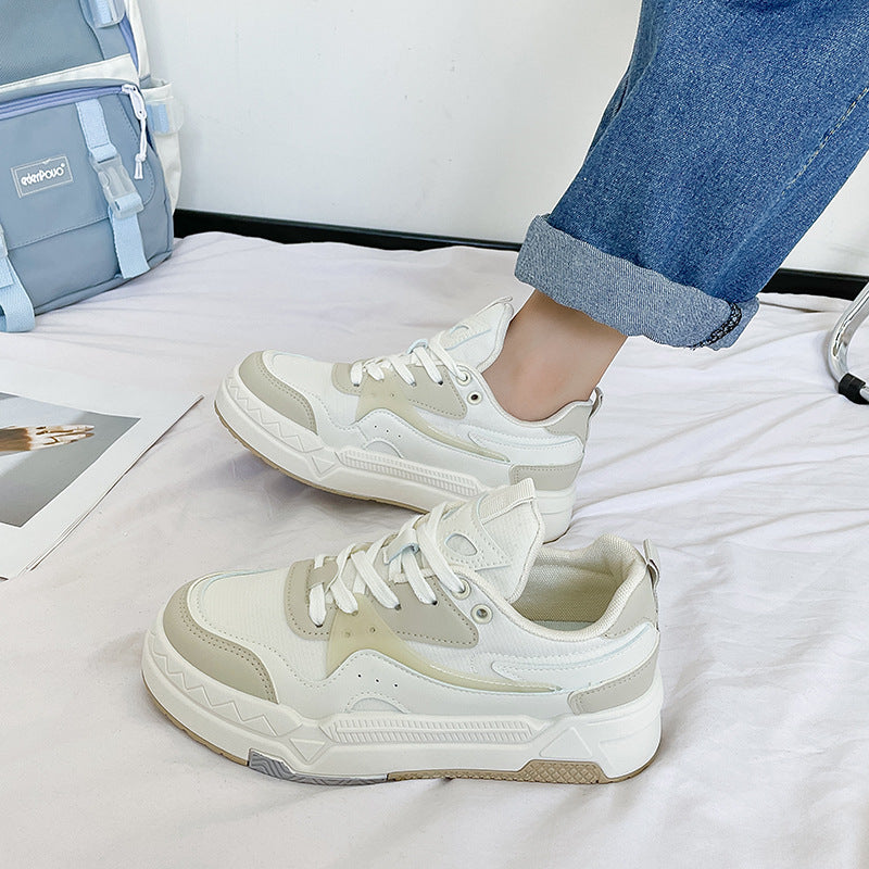 Dame mode sneakers med dynamisk profil og polstret indersål Stilla