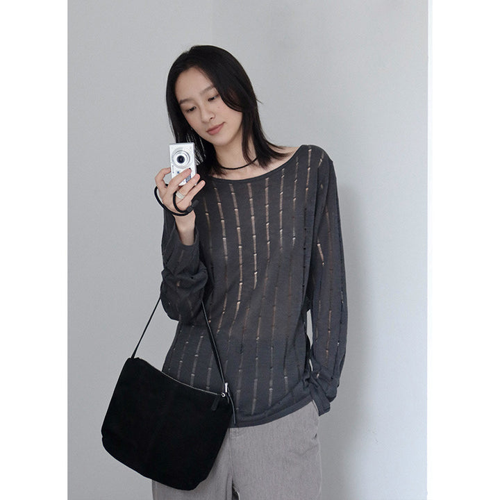 Dame langærmet overdel med struktureret maskemønster og bred rund halsudskæring Stilla
