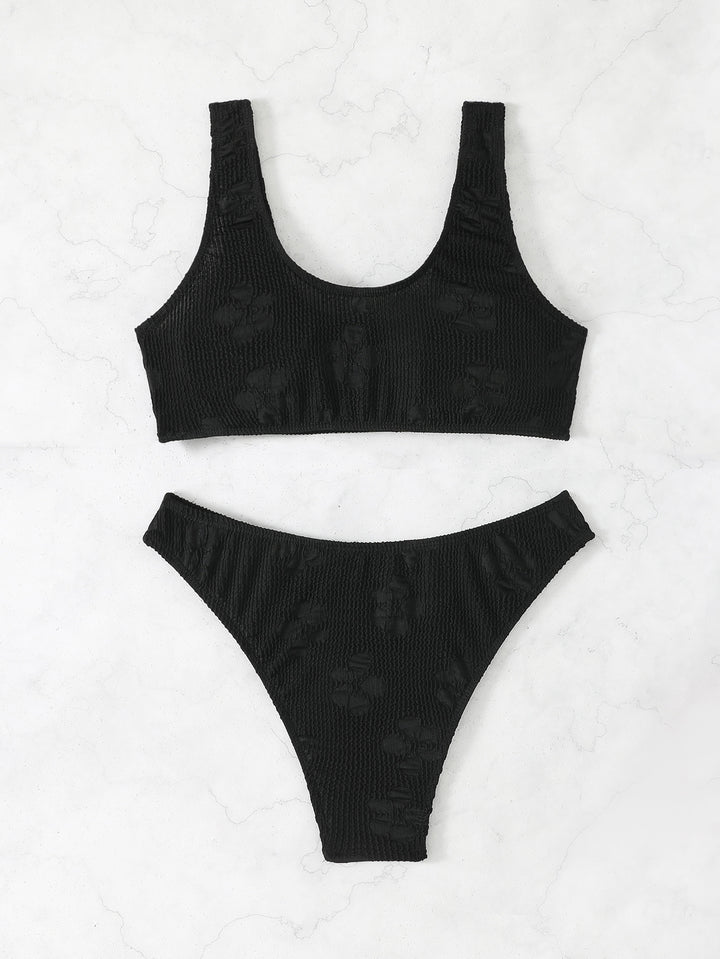 Dame bikini sæt med struktureret top og højt skåret trusse Stilla