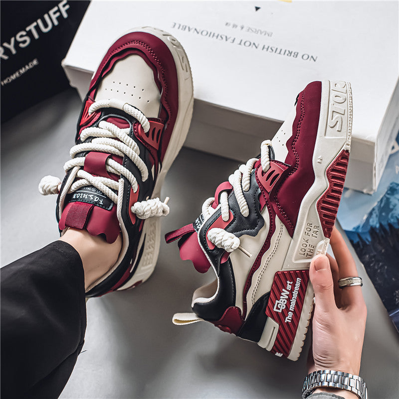 Femme High-Top-Fashion-Sneaker med unikke detaljer Stilla