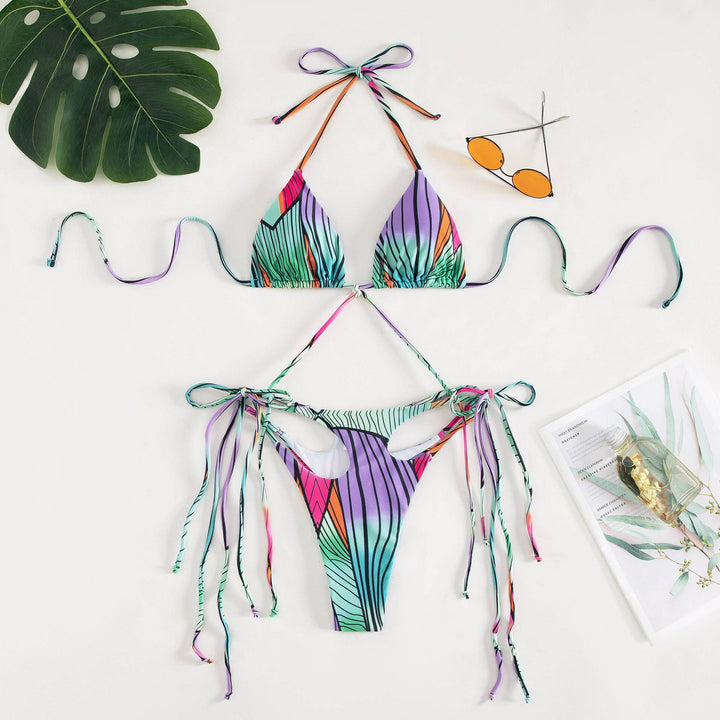 Damer triangle-bikini med stilfulde bindebånd og unik farvegradient skovae