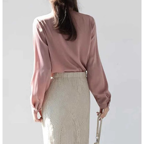 Dame smart bluse med drapering og knapdetalje Stilla