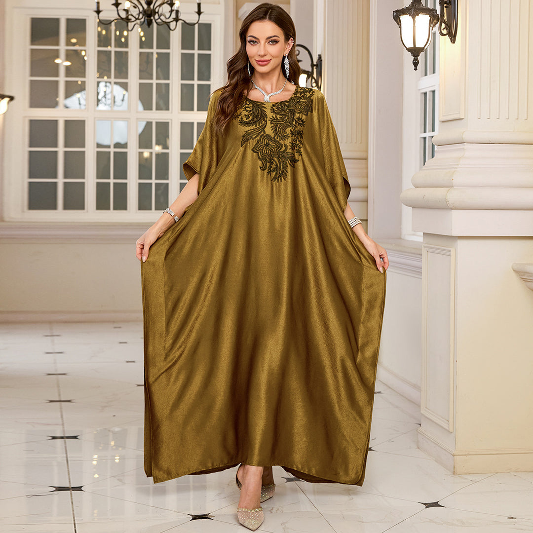 Dame elegant kaftan med fine broderier og komfortabel pasform Stilla