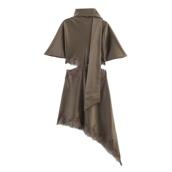 Dame omslag kjole med elegant asymmetrisk snit og delikat spidser embellishment Skovae