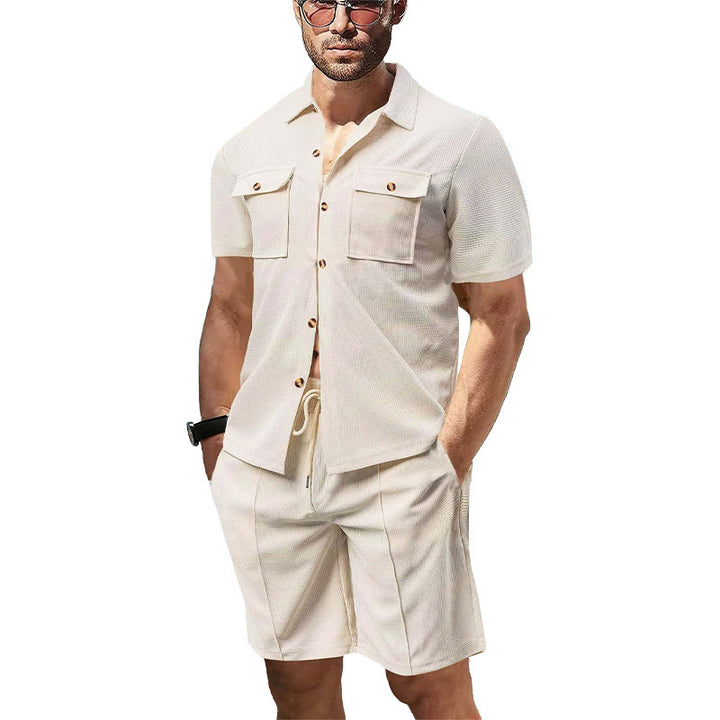 Herren kortærmet skjorte og afslappede shorts i moderne design Stilla