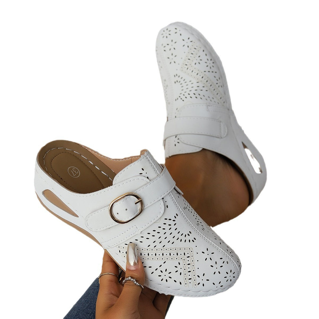 Dame Clogs med perforeret design og justerbar rem Stilla