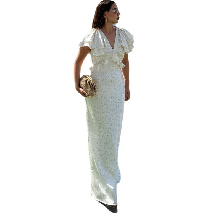 Dame Maxikjole med elegante flæsedetaljer og feminin silhuet Stilla