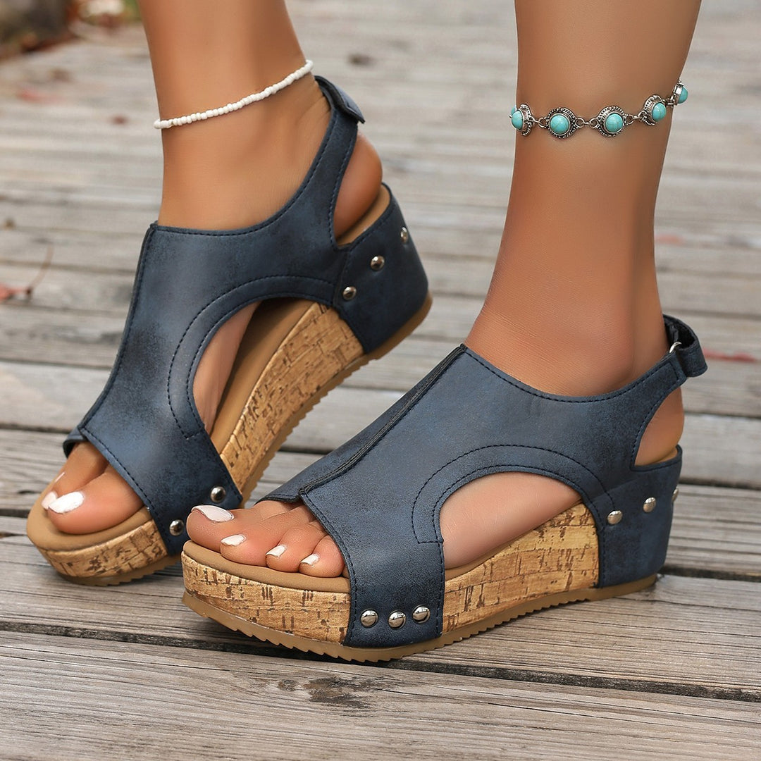 Dame Wedge-sandaler med anatomisk fodseng og stilfulde cut-outs Stilla
