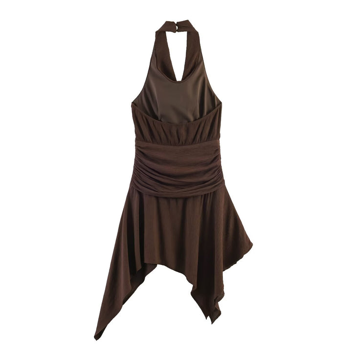 Dame asymmetrisk halterneck kjole med elegant draperingsdesign Skovae
