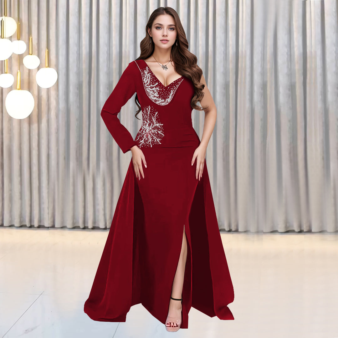 Dame Elegant Maxikjole med glitrende strassdekorationer og asymmetrisk ærmer Stilla