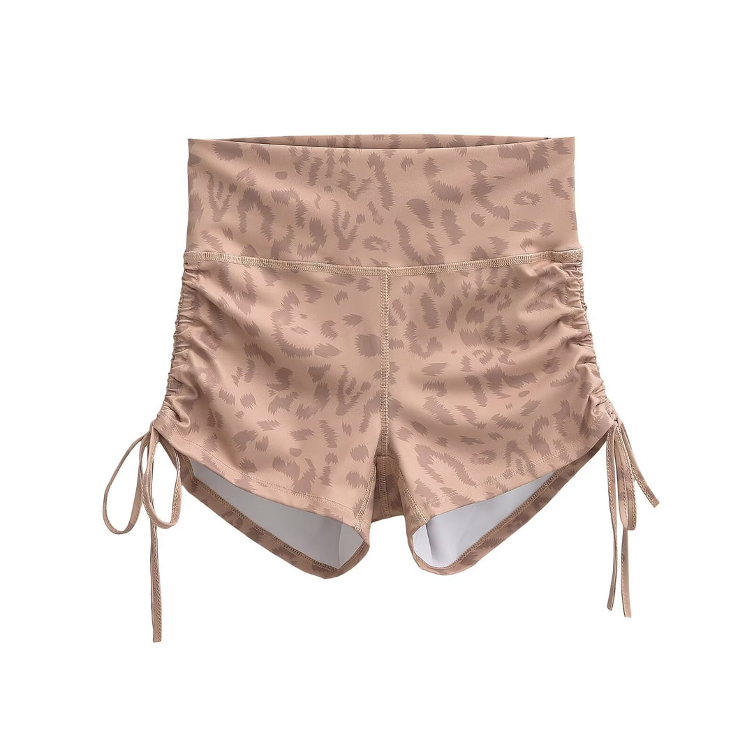Dame Sporty Shorts med sidelæns flæse detaljer og elastisk talje Stilla