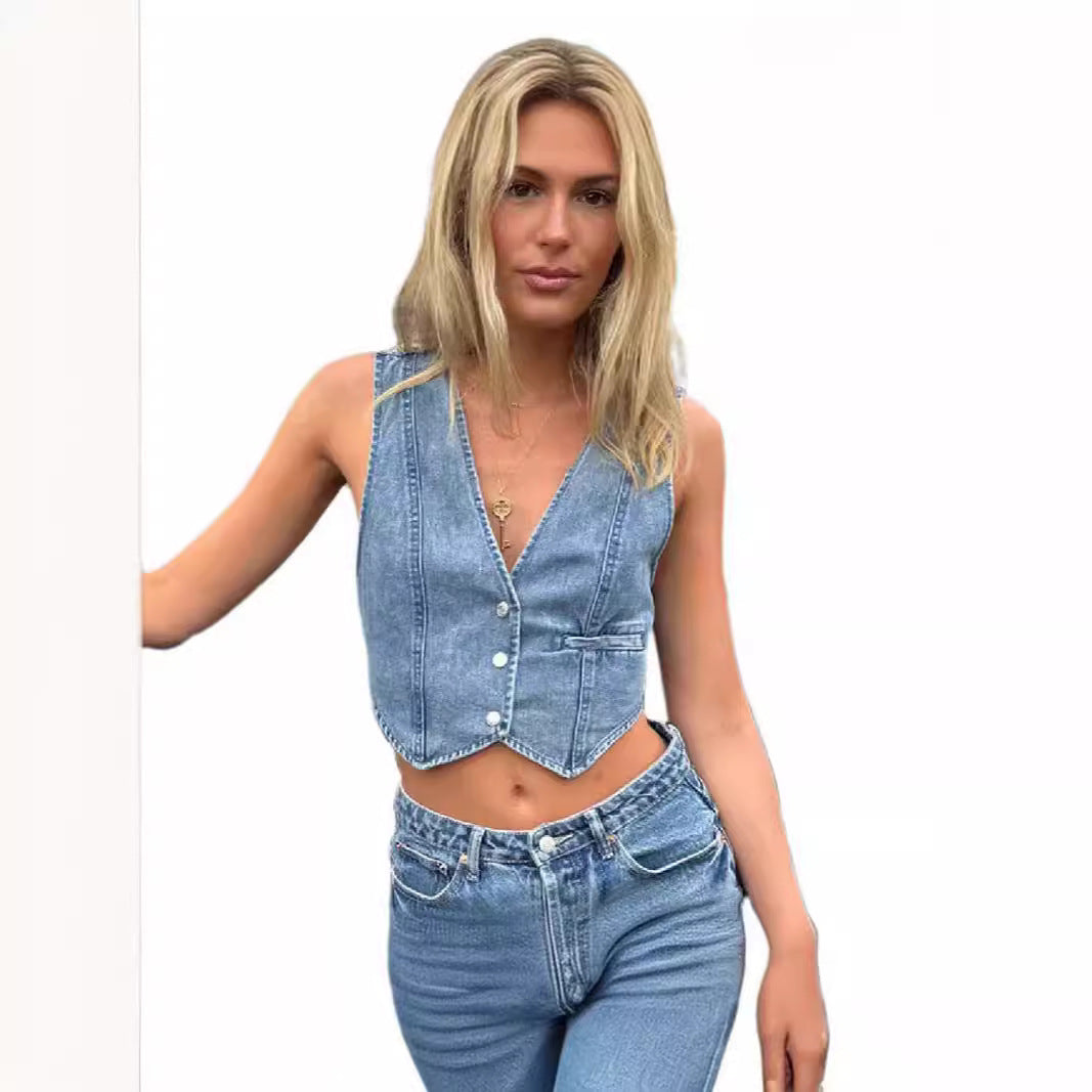 Dame jeans-vest med smal pasform og moderne snit Skovae
