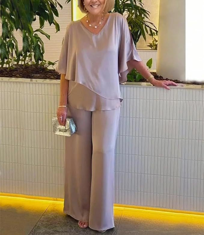 Dame elegant to-delt outfit med flydende snit Stilla
