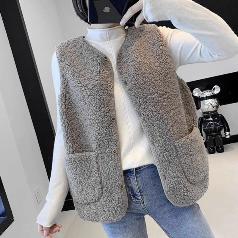 Damer teddy fleece vest med praktiske lommer og knaplukning Skovae