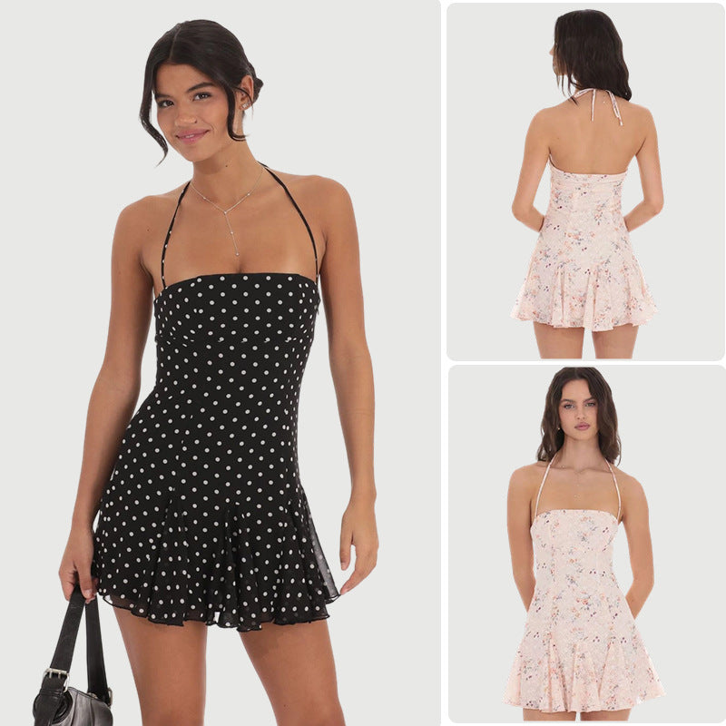 Kvinders blomsterkjole med strapless design og frisk snit