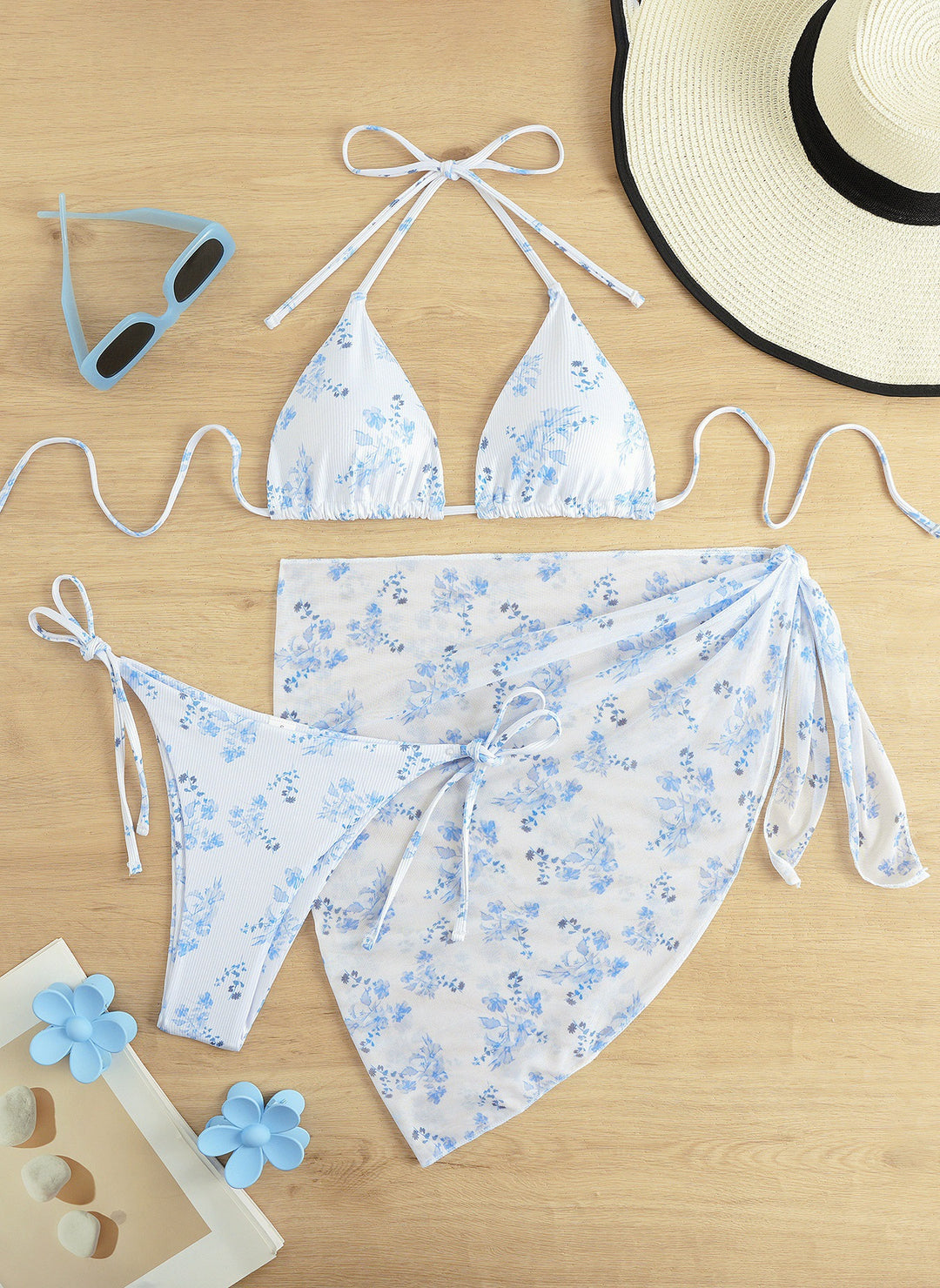 Dame triangulær bikini med blomstermønster og delikat cover-up Skovae