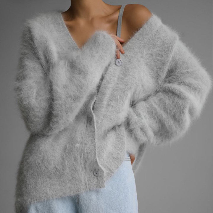 Damer hyggelig strikjakke med blød mohair-blanding og elegant knapliste Stilla