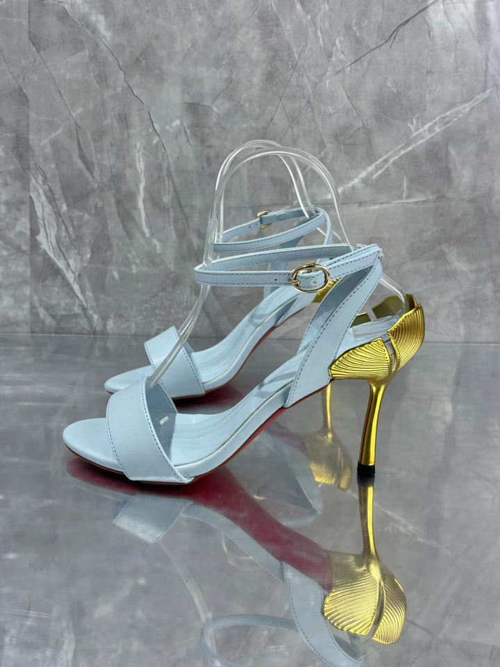 Femme Elegante Transparent Stilettohæle med Dekoreret Riemchen Stilla