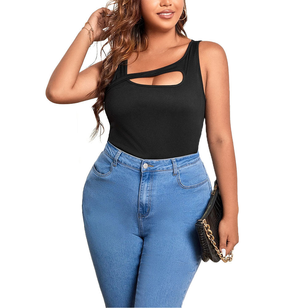 Dame figurtilpasset body med asymmetrisk cut-out og ribstruktur Stilla