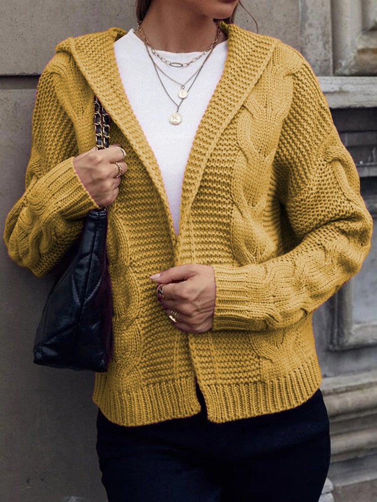 Kvinders chunky strik cardigan med hætte og struktureret kabelmønster Stilla