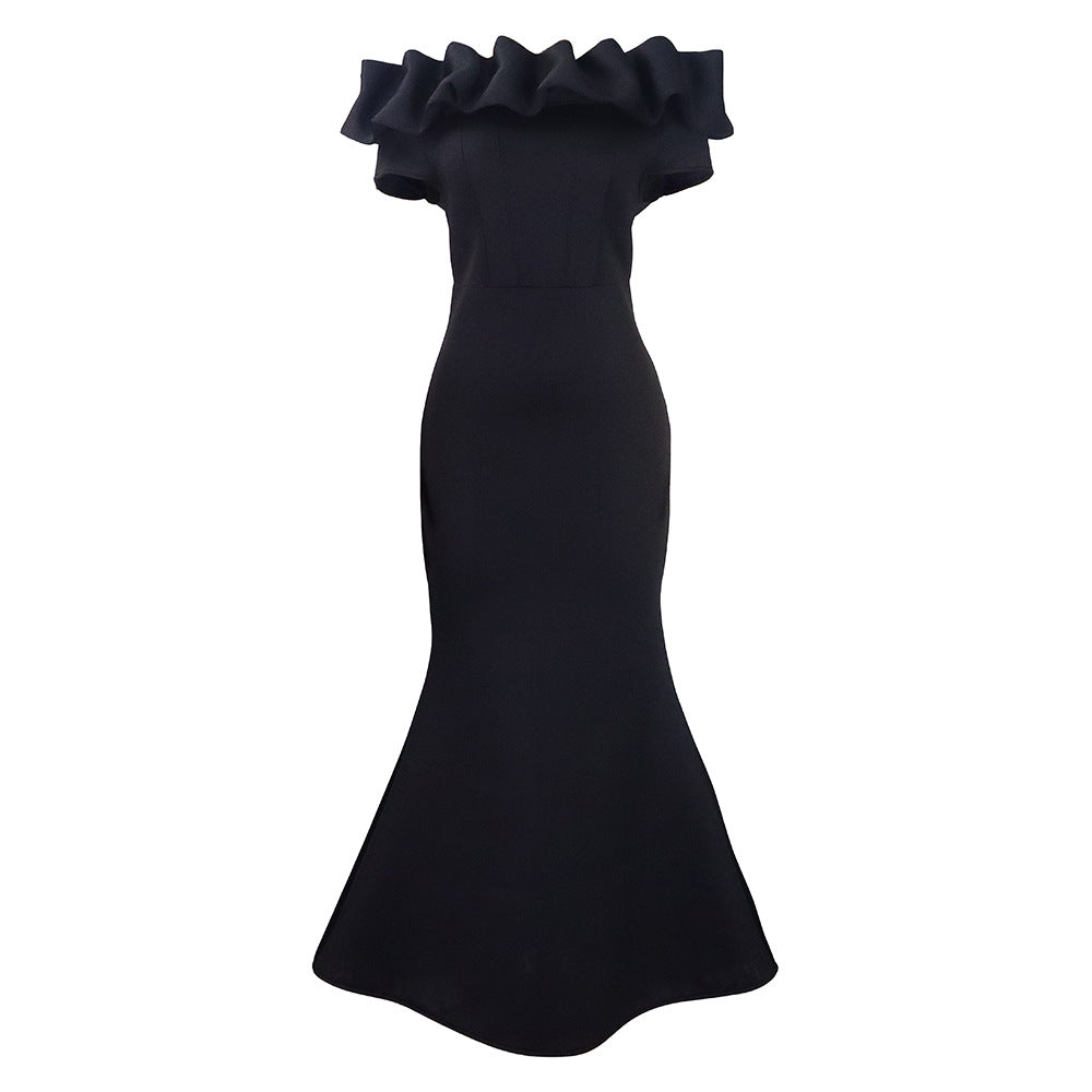 Dame Off-Shoulder Kjole med voluminøse Flæsedetaljer Stilla