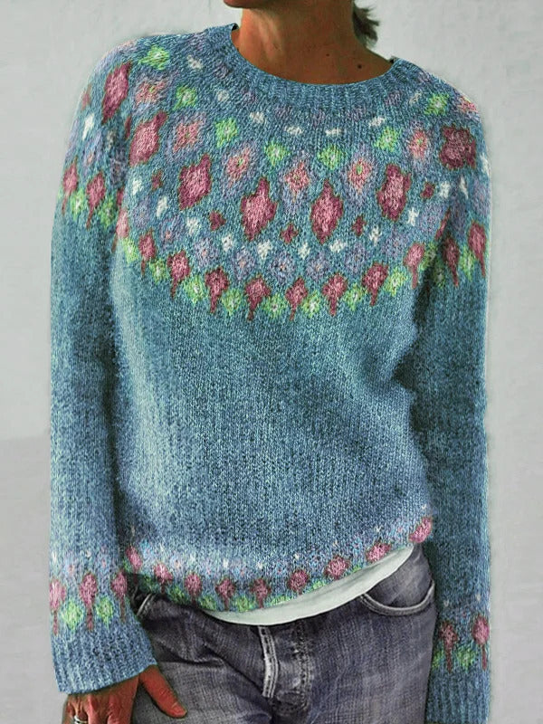 Kvindernes strikkede sweater med levende mønster og behagelig pasform Stilla