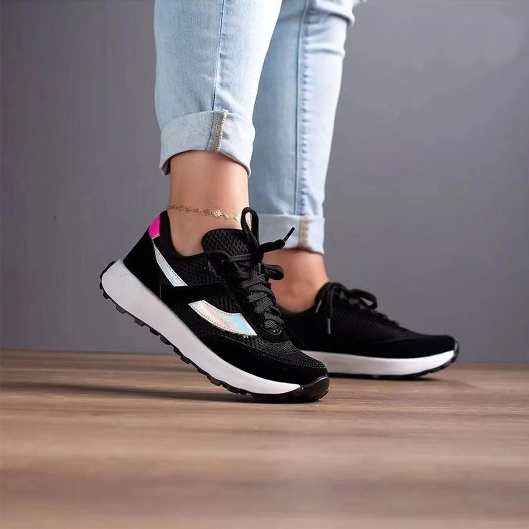 Dame Sportsneakers med åndbart mesh-overflade og støddæmpende sål Stilla