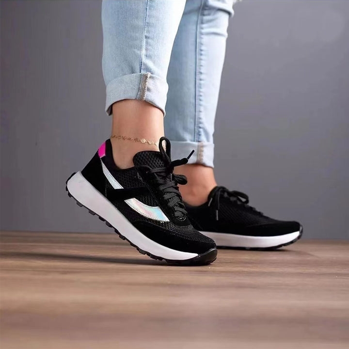 Dame Sportsneakers med åndbart mesh-overflade og støddæmpende sål Stilla