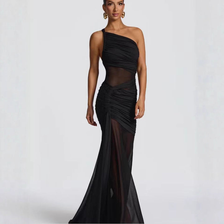 Dame elegante asymmetrisk aftenkjole med raffinerede volangdetaljer Skovae