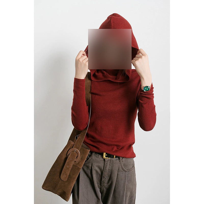 Dame chic sweater med elegant hætte og fin strikstruktur Stilla