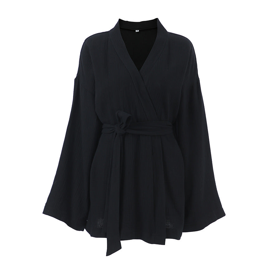 Dame Kimono-Kjole med elegante Flæsedetaljer Stilla