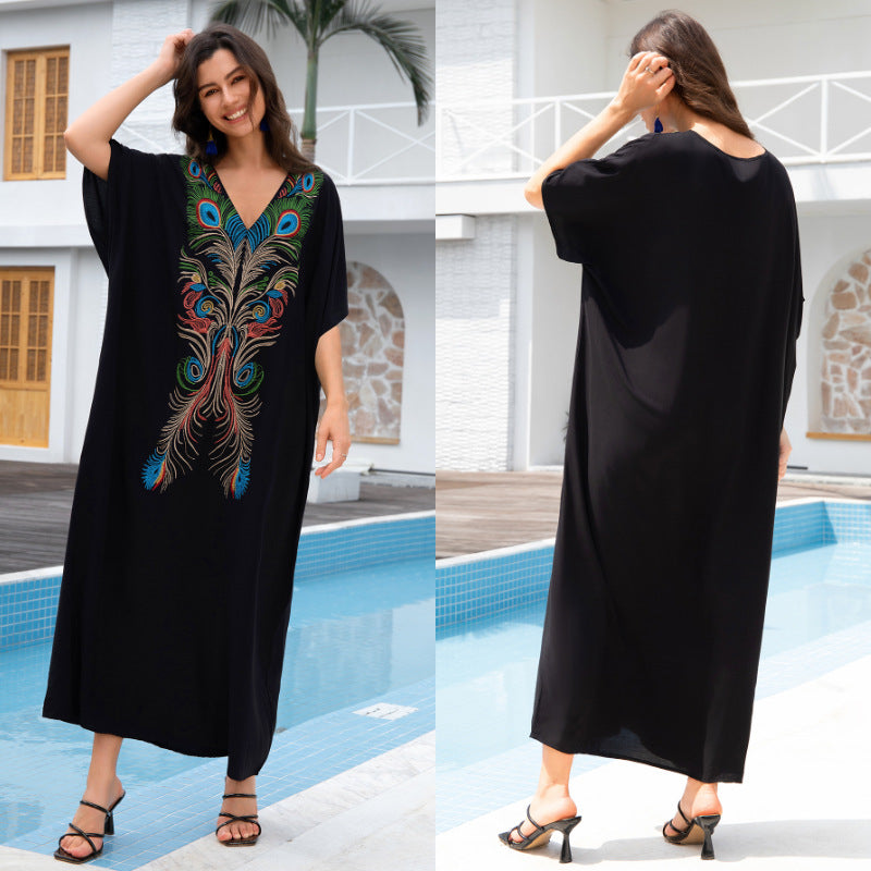 Dame Kaftan med kunstnerisk påfuglemotiv og V-hals Stilla