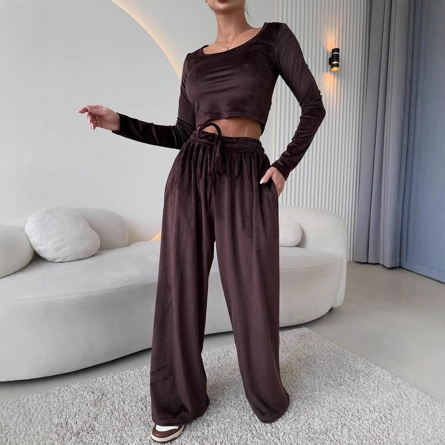 Kvinder Elegant og Komfortabel Lounge Sæt med Crop Top og Bred Ben Bukser Skovae
