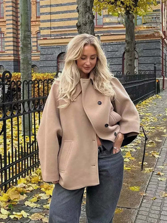 Dame Oversize Fleecejakke med moderigtig krave og praktiske lommer Stilla