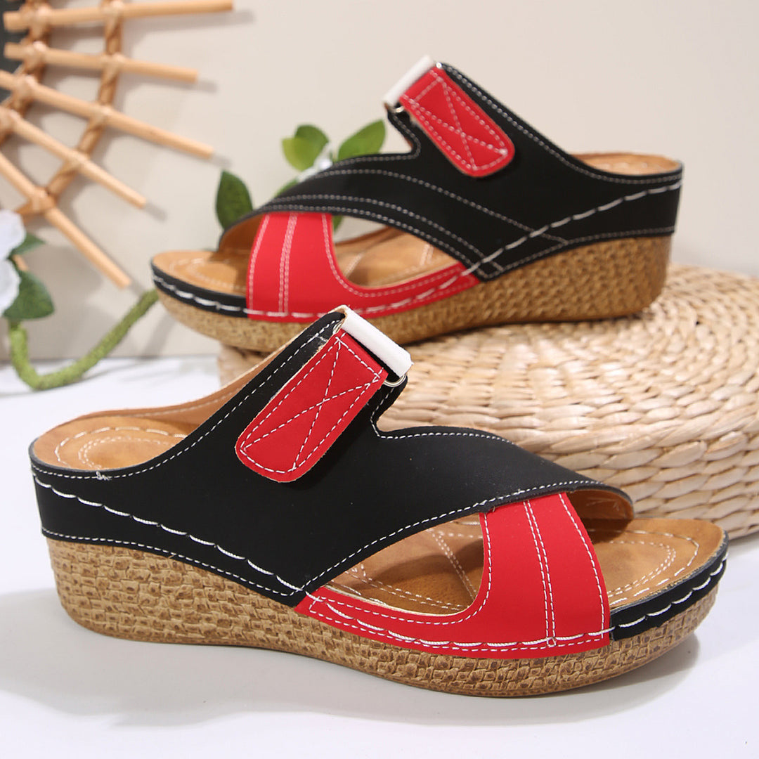 Dame Wedge-sandaler med justerbar velcro og innovativt fodseng Stilla