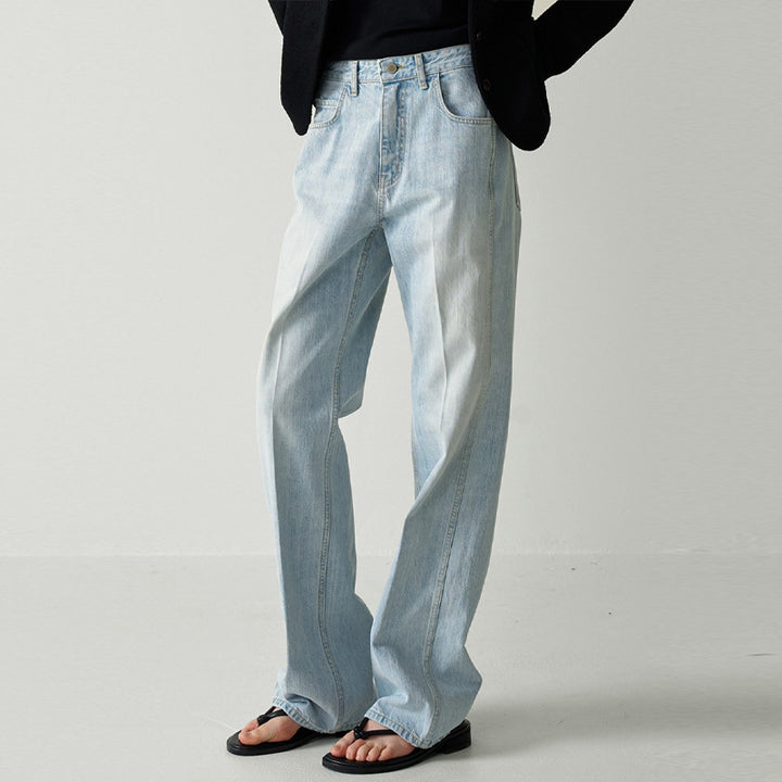 Dame Bredskårne jeans med moderne vask og afslappet snit Stilla