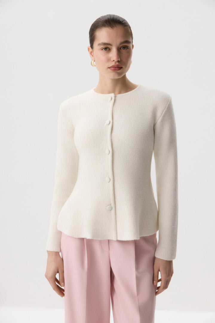 Damer elegant cardigan med struktureret design og tætsiddende snit Stilla