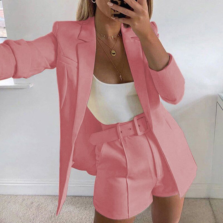 Dame Mode Blazer sæt med figursyet snit og højtaljede shorts Skovae